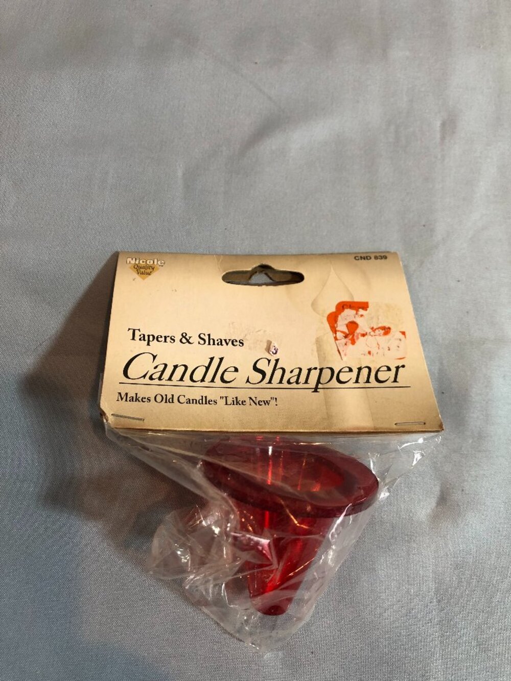 NEW Nicole Tapers & Shaves Candle Sharpener #F44